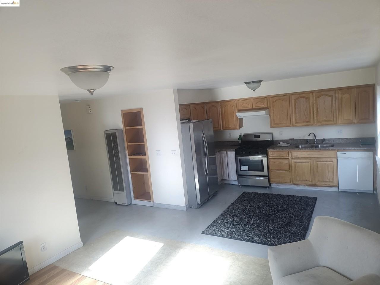 3532 San Leandro St Unit L #L - Photo 4 of 38