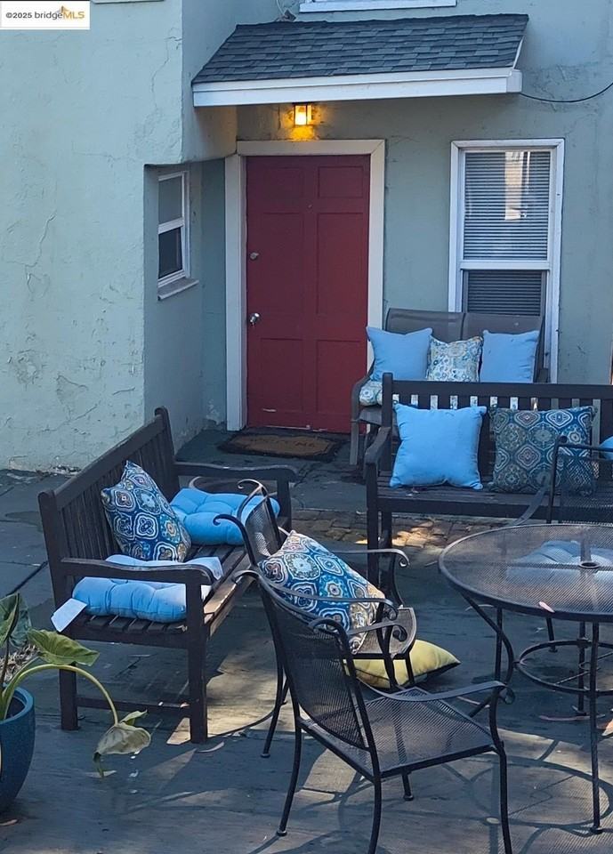 2820 Linden St - Photo 5 of 21