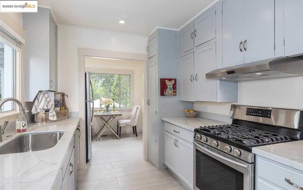 6454 Mokelumne Ave - Photo 6 of 13