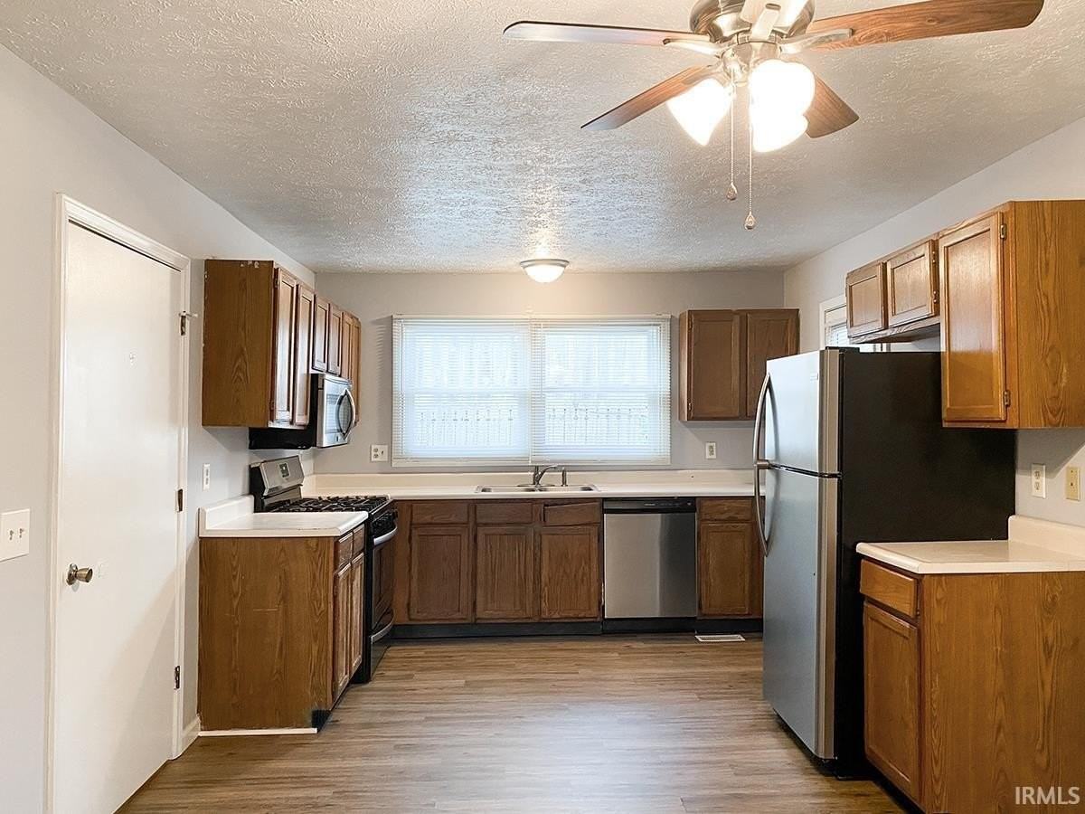 1409 S Palmer Ave - Photo 6 of 29