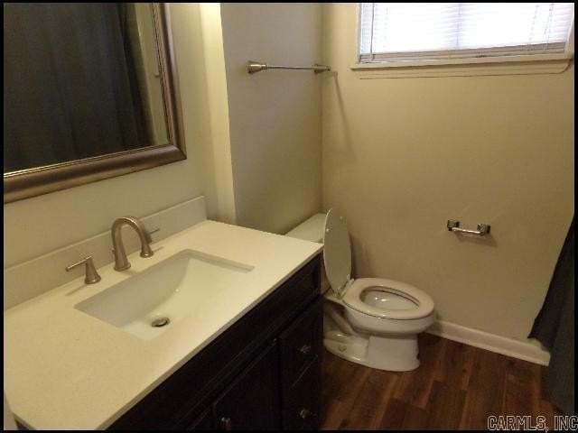 408 Pickwick Ln - Photo 7 of 16