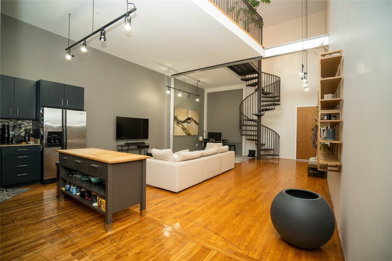 1312 Live Oak St #1312-223 - Photo 4 of 18