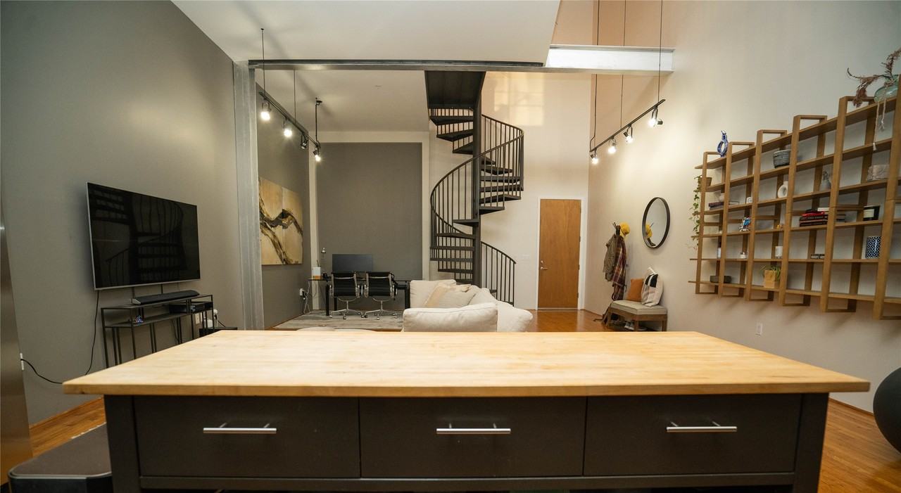 1312 Live Oak St #1312-223 - Photo 5 of 18