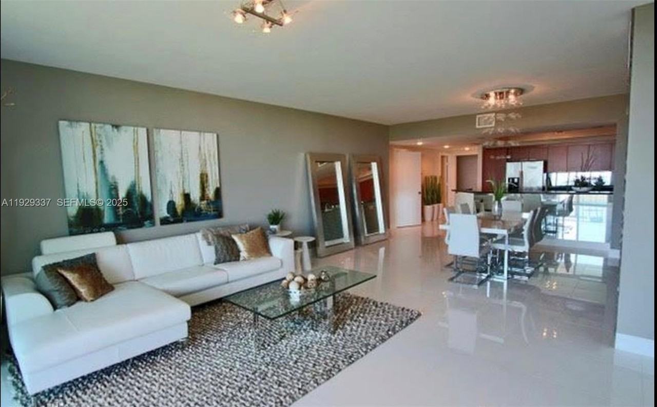 14951 Royal Oaks Ln #14951-1801 - Photo 5 of 30