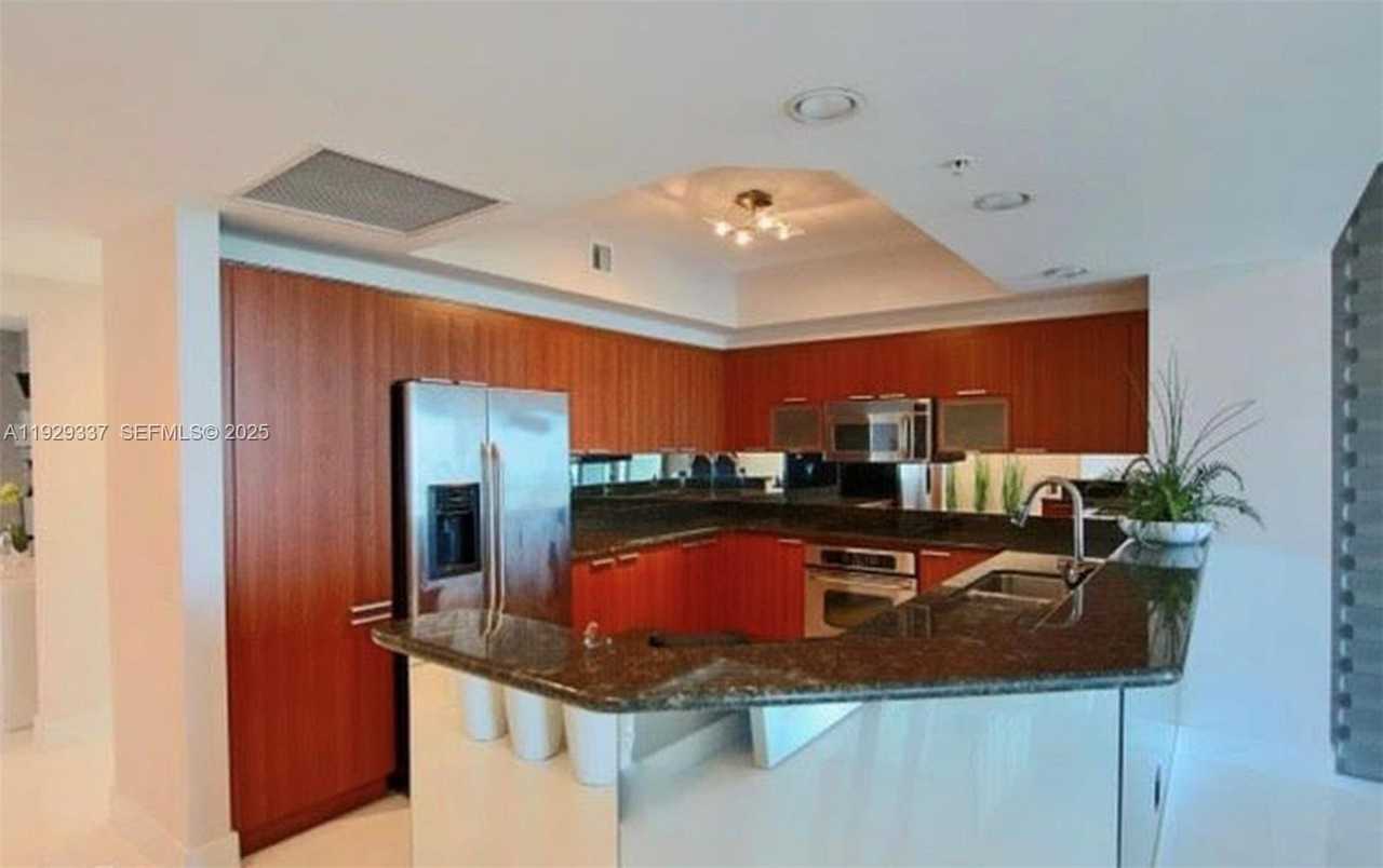 14951 Royal Oaks Ln #14951-1801 - Photo 6 of 30