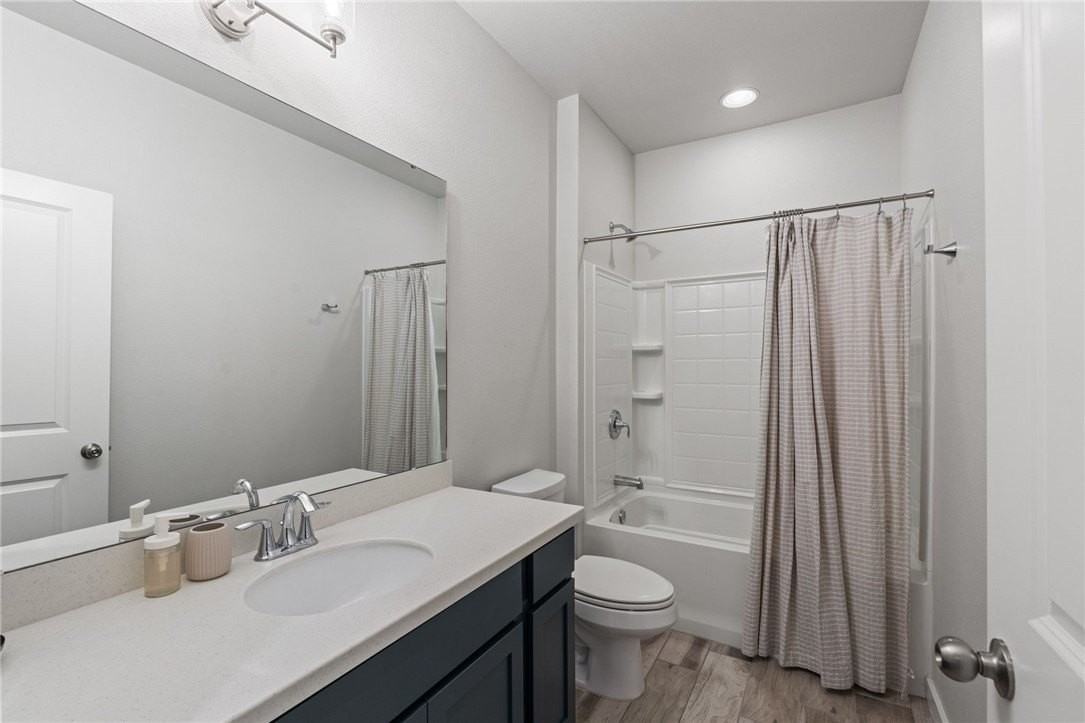 7702 Hulk Dr - Photo 6 of 30