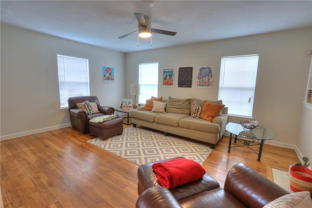 3538 Austin St - Photo 6 of 21