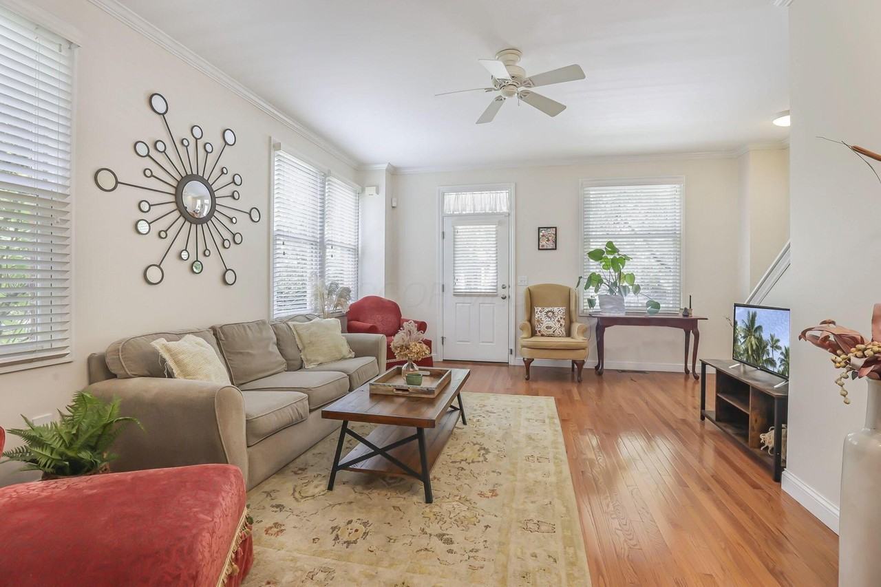 319 W 2nd Ave - Photo 6 of 48