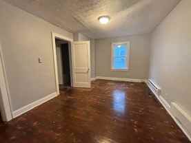 762 N Dawson Ave - Photo 1 of 1