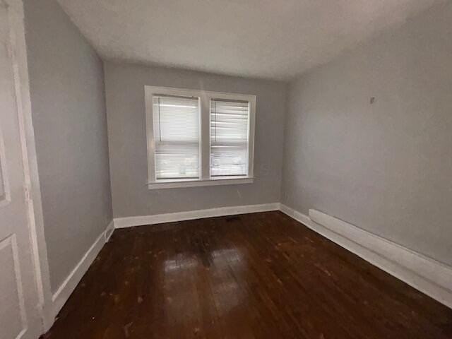 762 N Dawson Ave - Photo 5 of 10