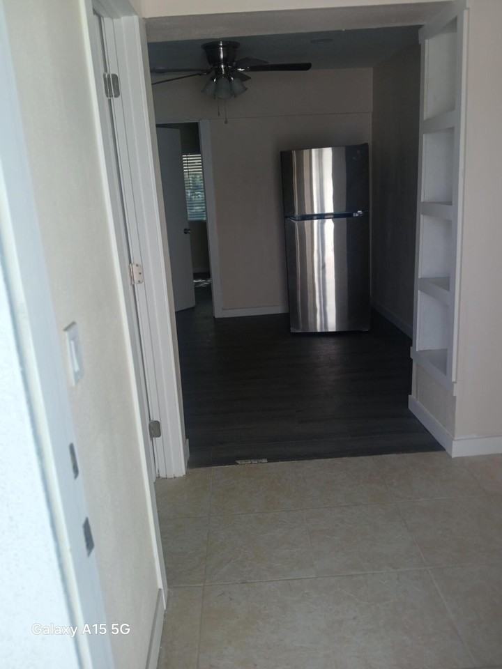 45627 Deglet Noor St Unit 2 #2 - Photo 3 of 6