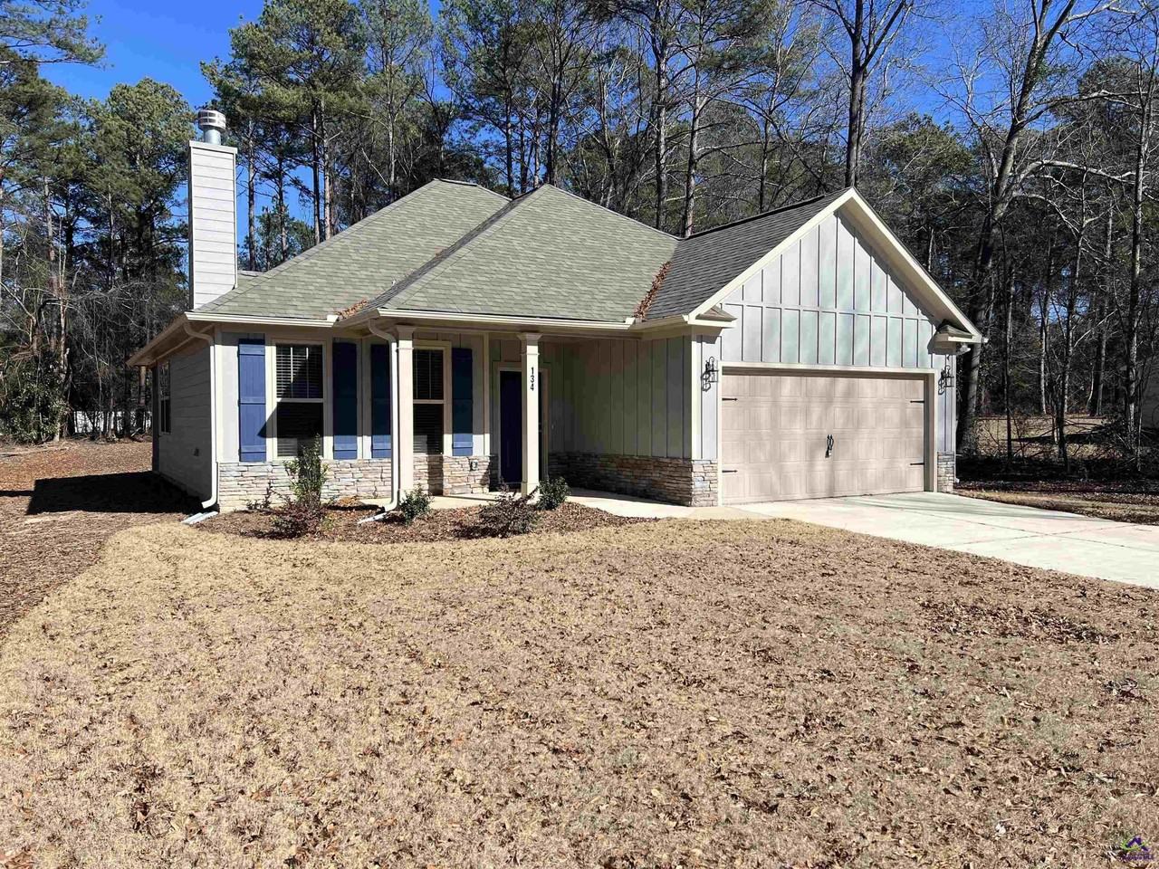 134 Country World Dr - Photo 2 of 37