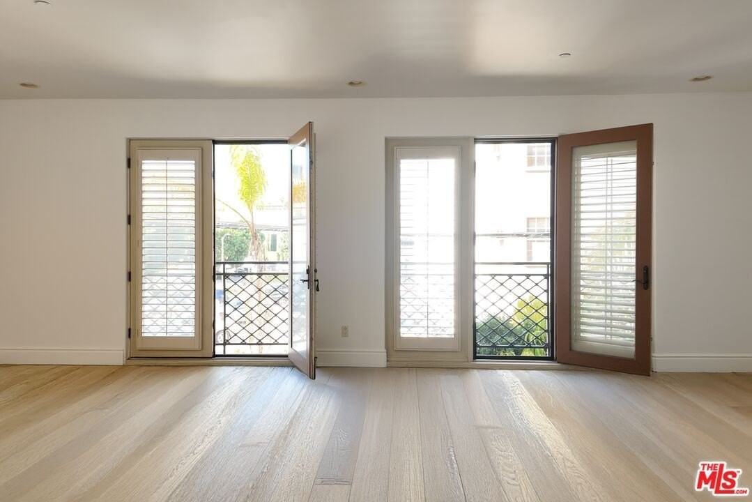 137 S Spalding Dr Unit 203 #203 - Photo 2 of 13