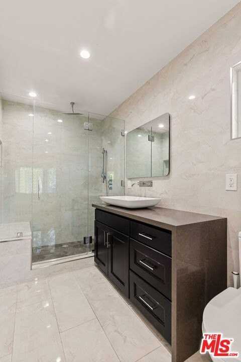 16835 Halper St - Photo 7 of 10