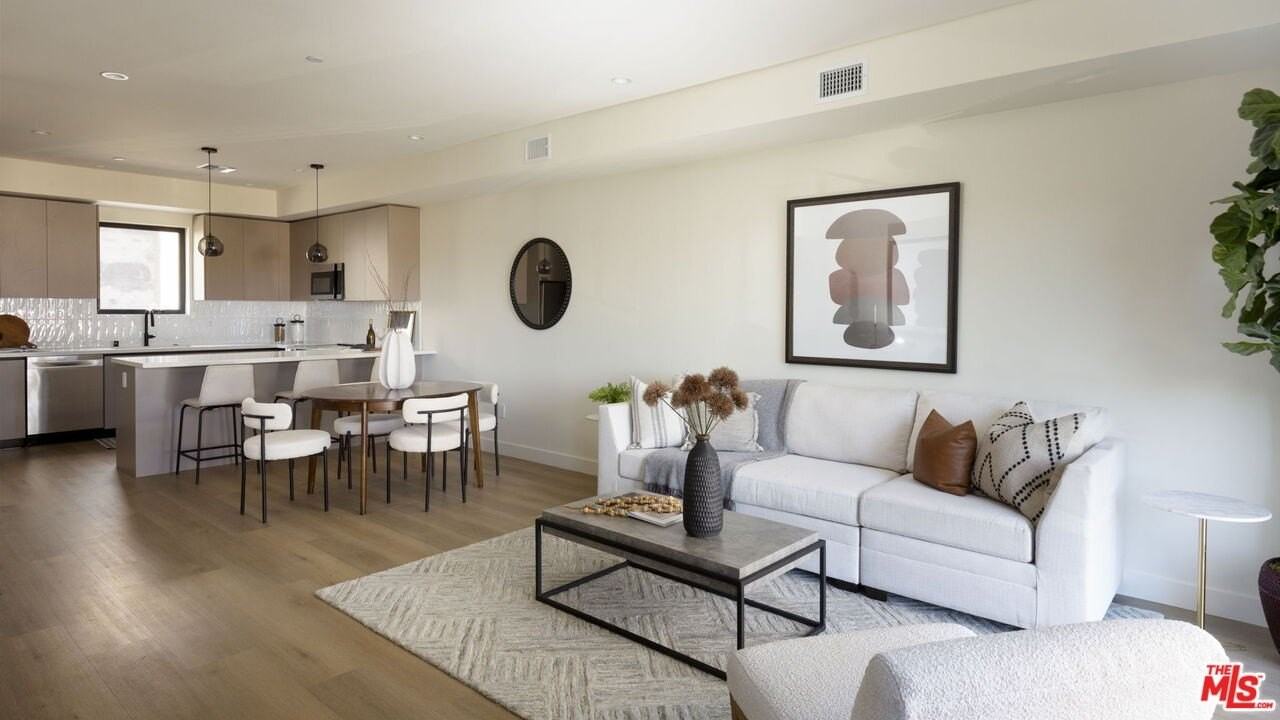 City View Ave - Photo 2 of 23