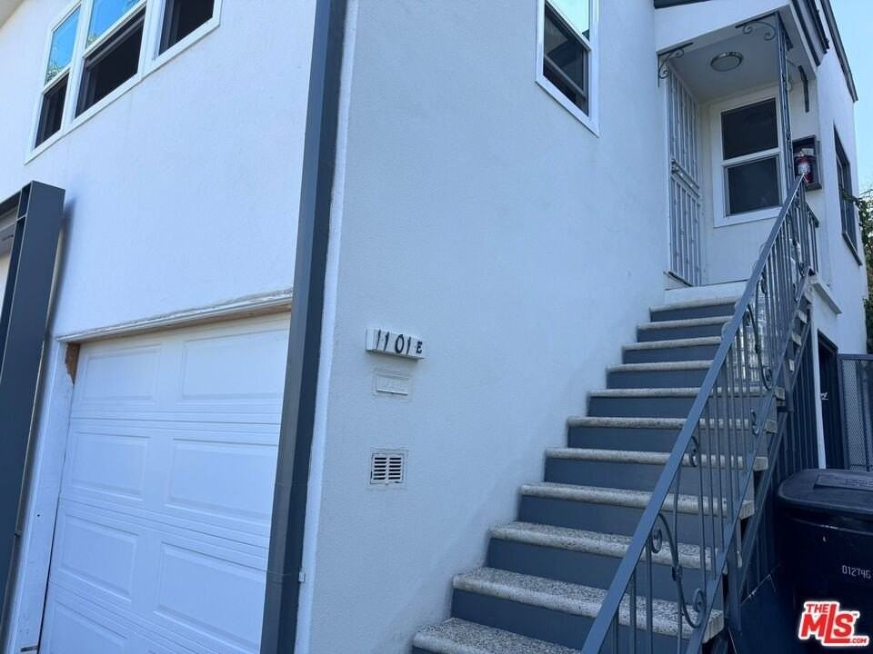 1101 Euclid St Apt E #E - Photo 6 of 25