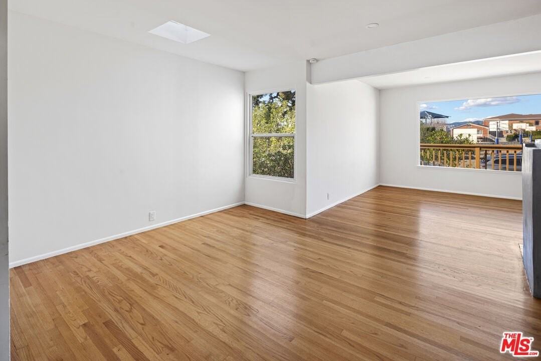 10712 Clarkson Rd - Photo 6 of 23