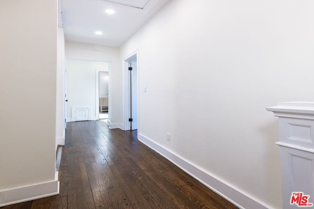 1526 Myra Ave - Photo 4 of 16