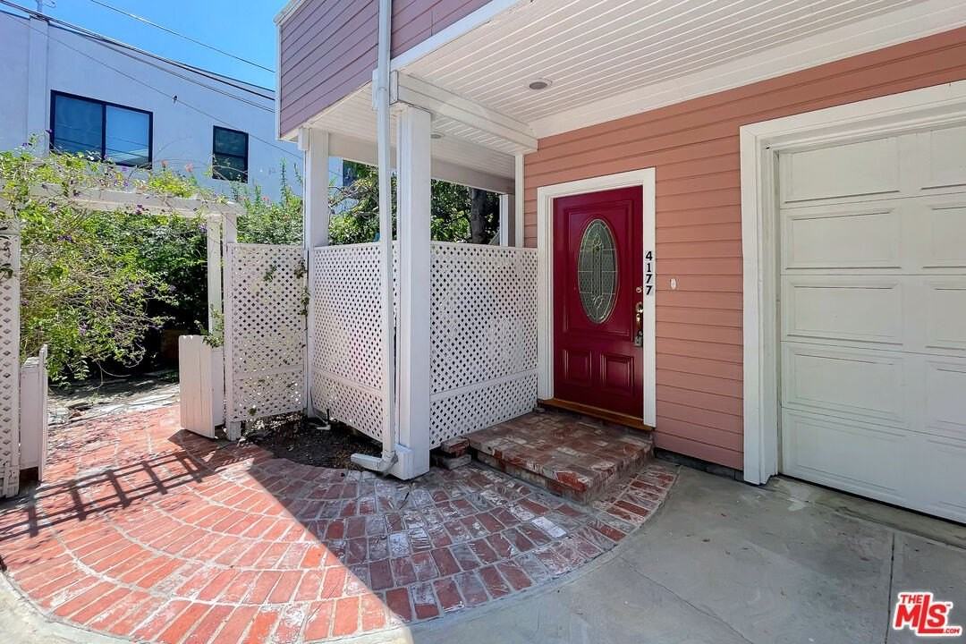 4177 Duquesne Ave - Photo 2 of 18