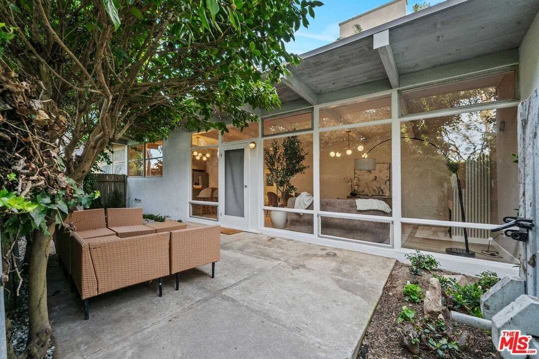 130 Alta Ave Apt A #A - Photo 2 of 25