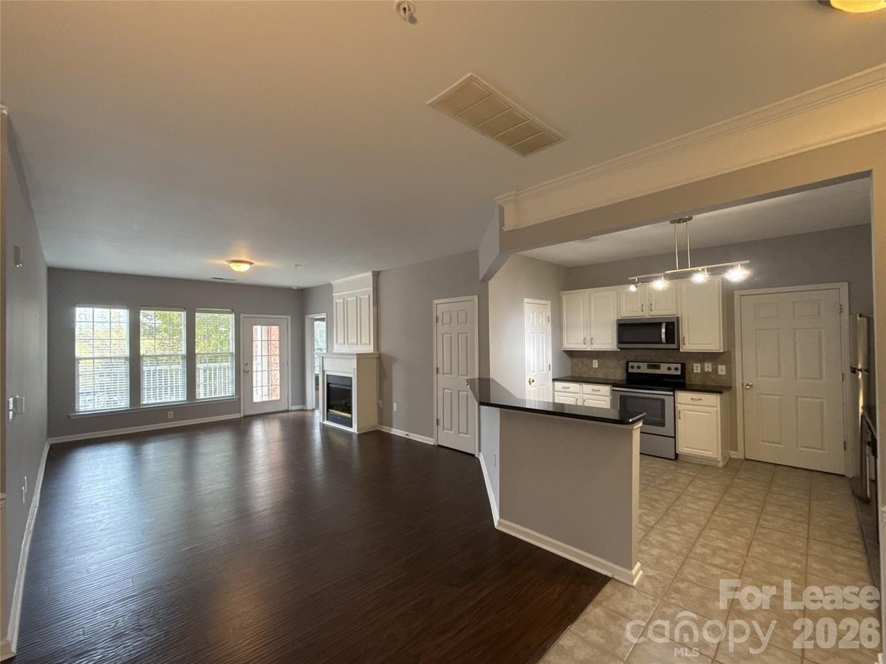 14335 San Paolo Ln - Photo 3 of 17