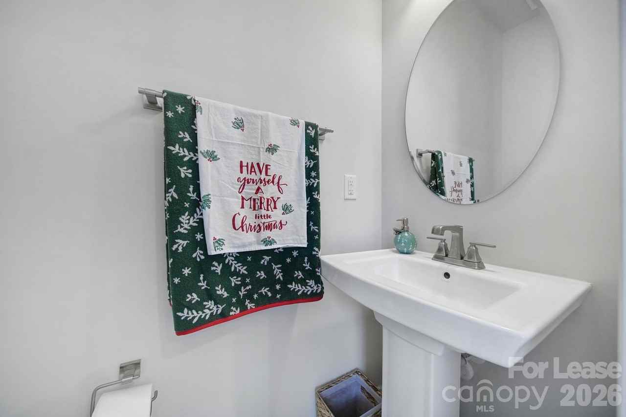 6120 Station Crossing Ave - Photo 6 of 33