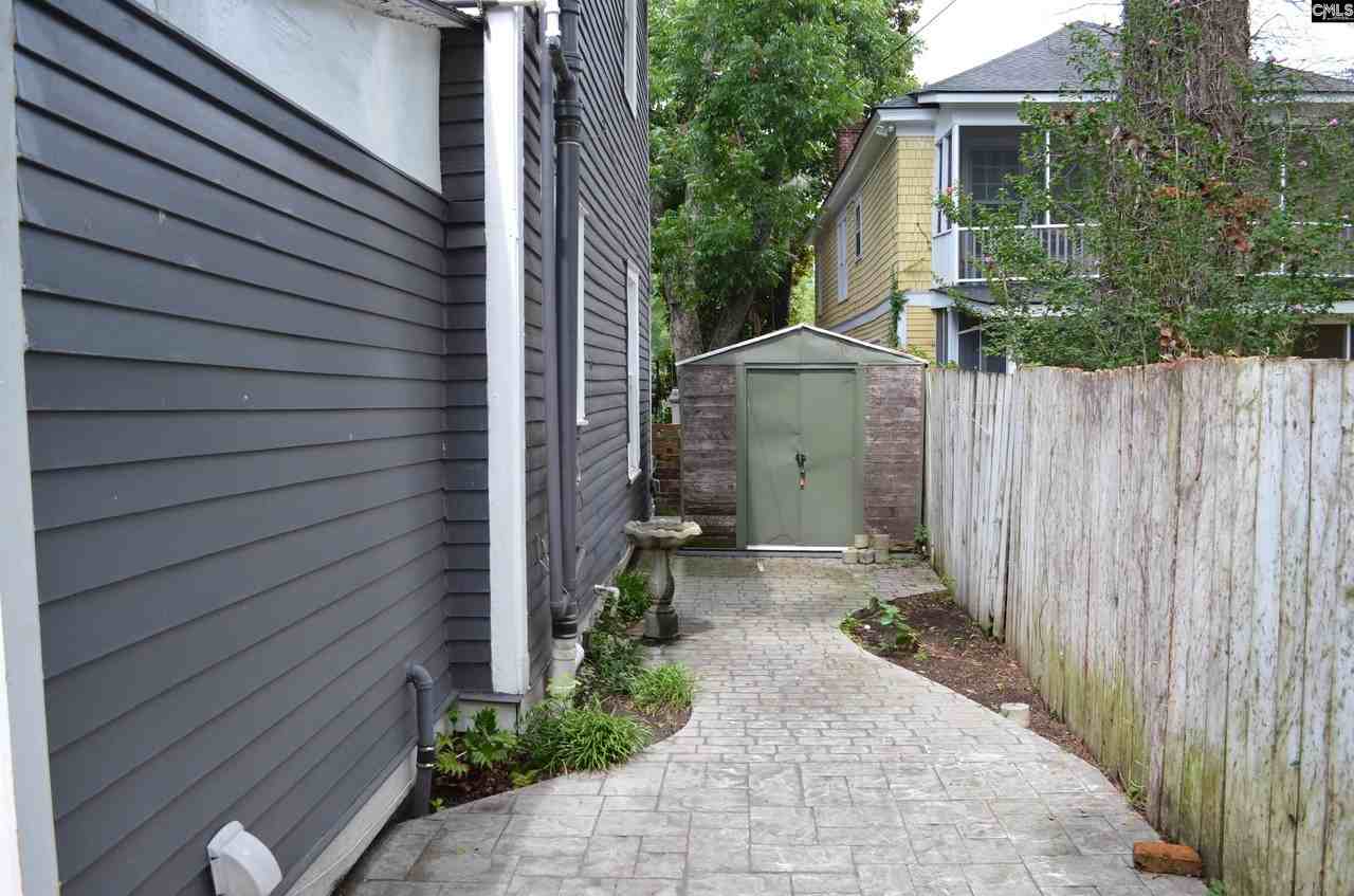 916 Chester St - Photo 4 of 20