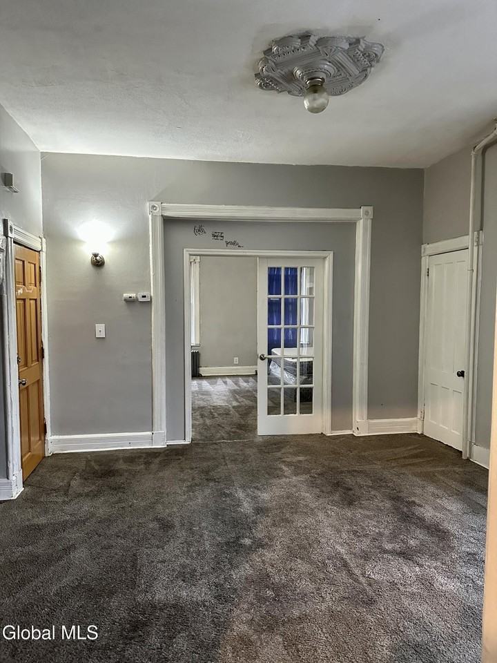 71 Watervliet Ave Unit 1 #1 - Photo 3 of 14