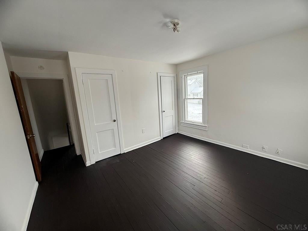 87 Grass Ave - Photo 5 of 11