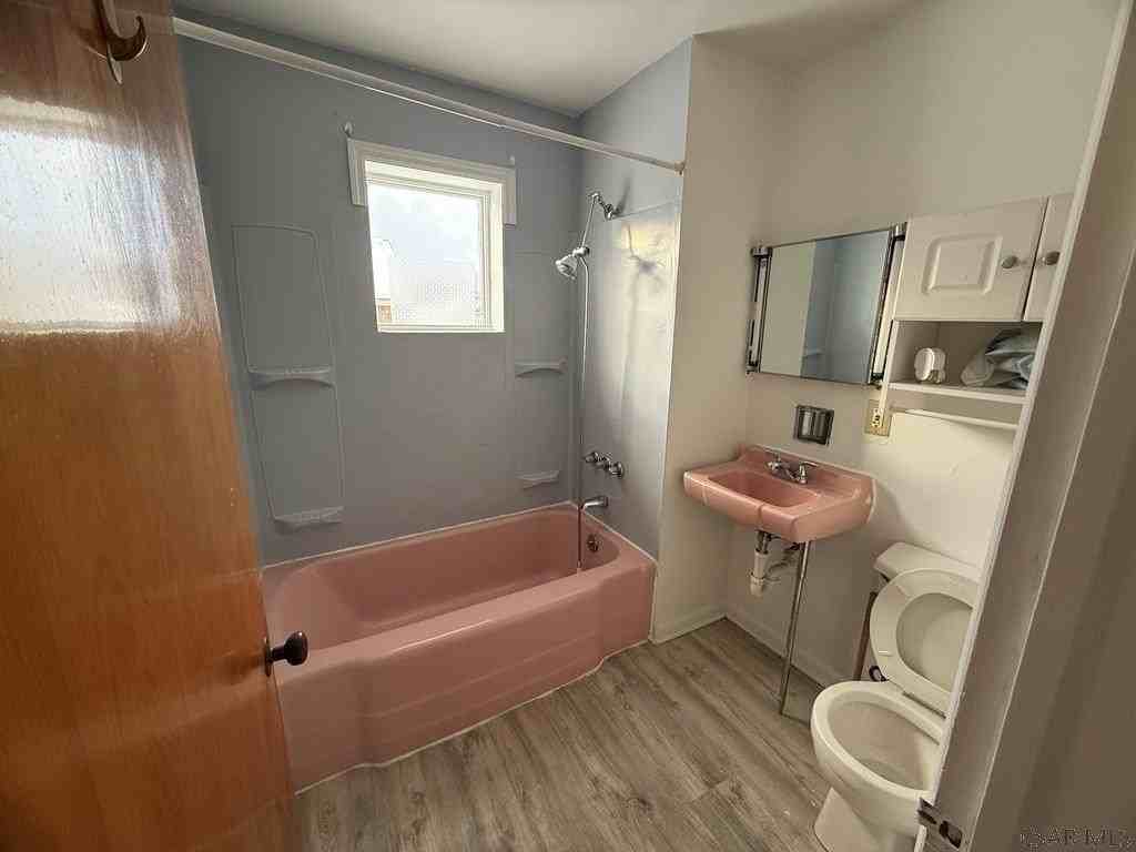 87 Grass Ave - Photo 6 of 11