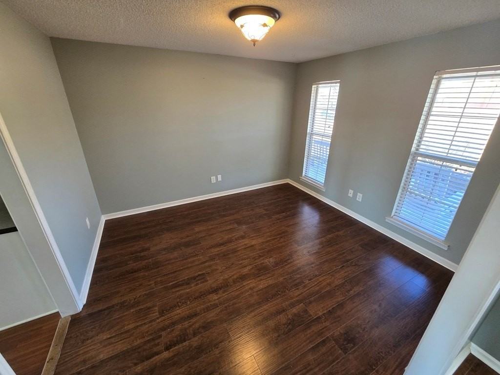 201 Oak Hill Rd - Photo 3 of 19