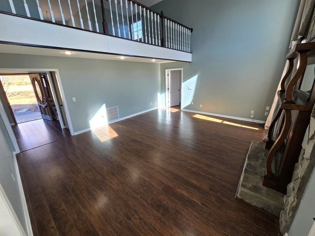 201 Oak Hill Rd - Photo 6 of 19