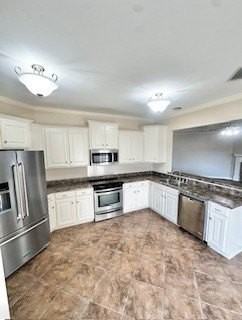 121 Winterberry Rd - Photo 5 of 11