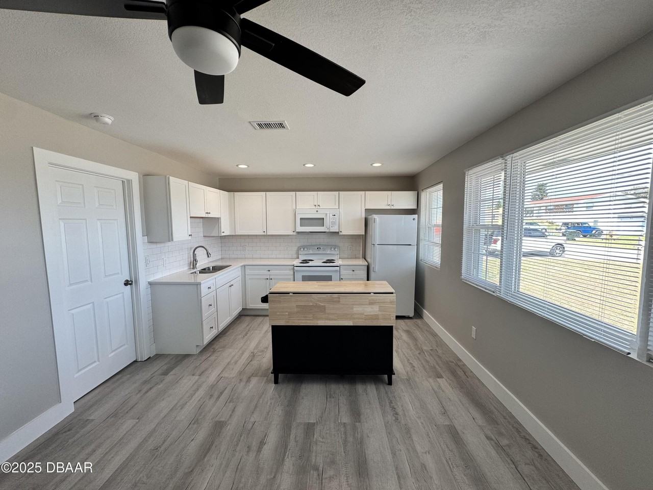 127 Moore Ave Unit 2 #2 - Photo 7 of 22