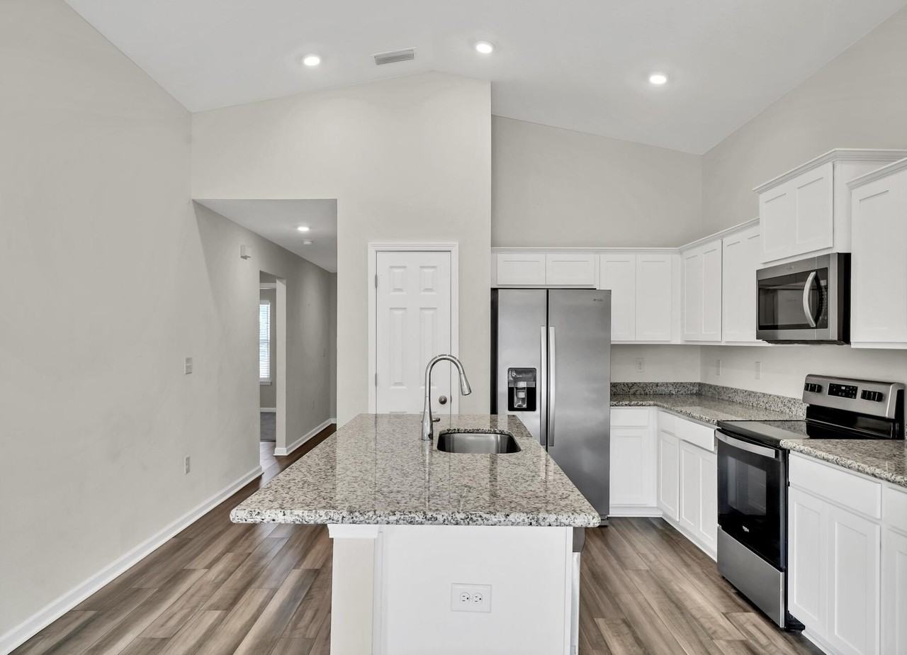 10 Riverwalk Xing - Photo 6 of 35