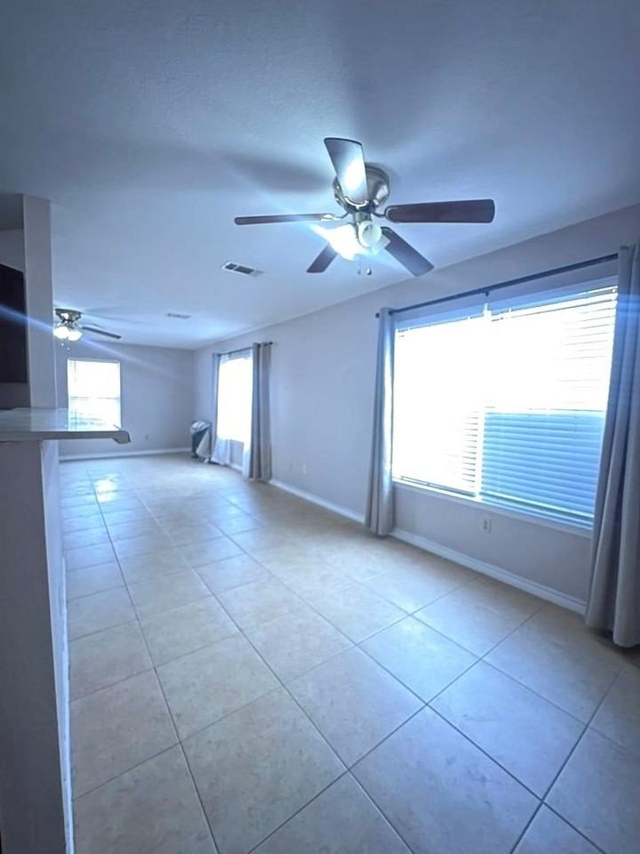 1623 Spirit Ln - Photo 5 of 18