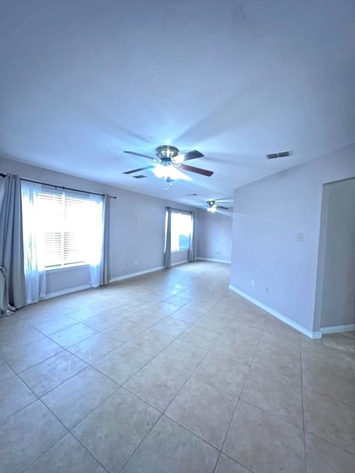 1623 Spirit Ln - Photo 6 of 18