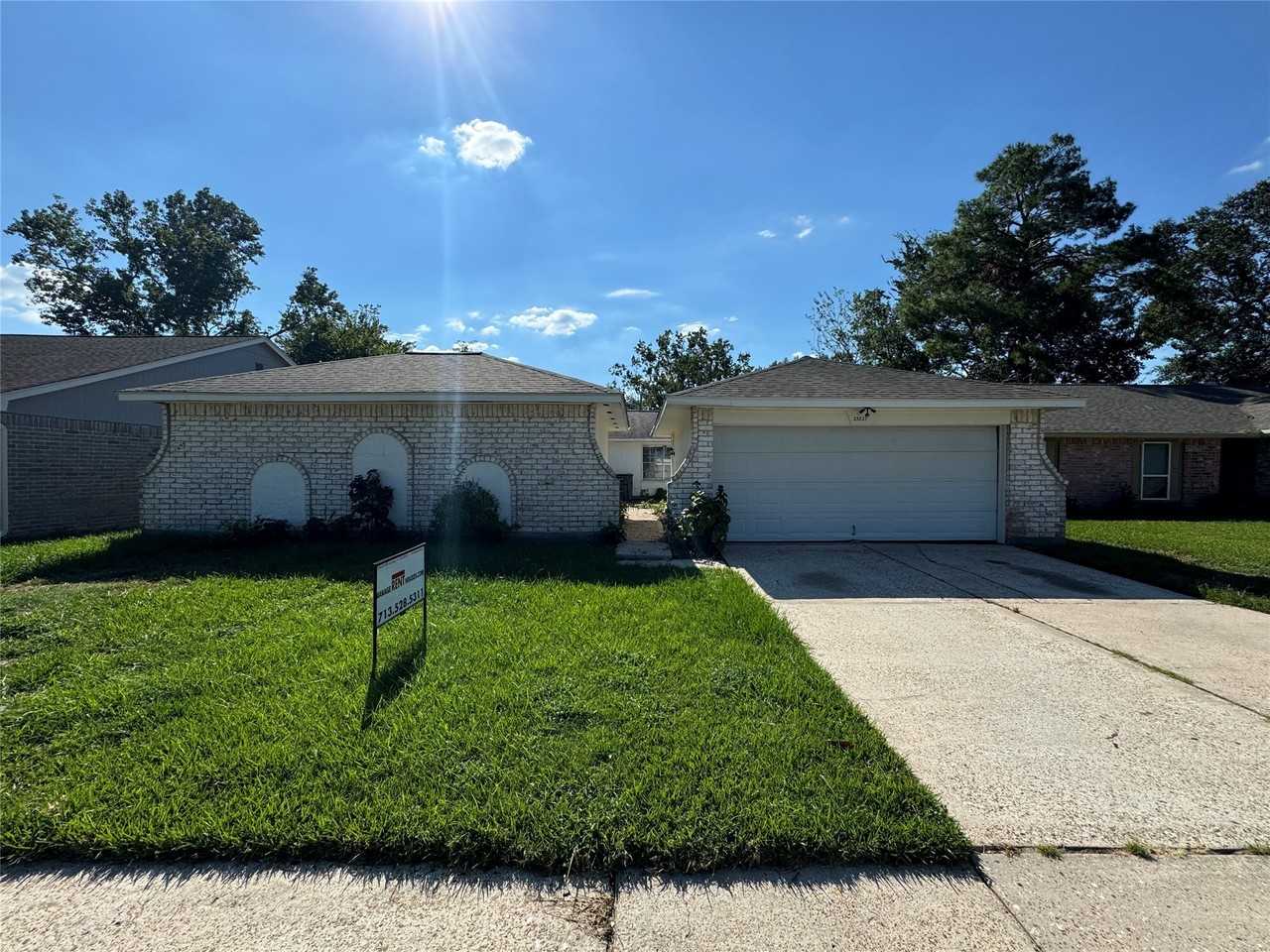 23227 Low Ridge Rd #23227 - Photo 3 of 21