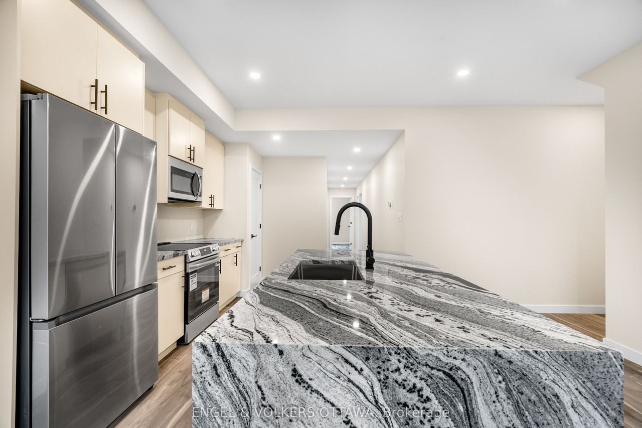 193 Hopewell Ave - Photo 7 of 26