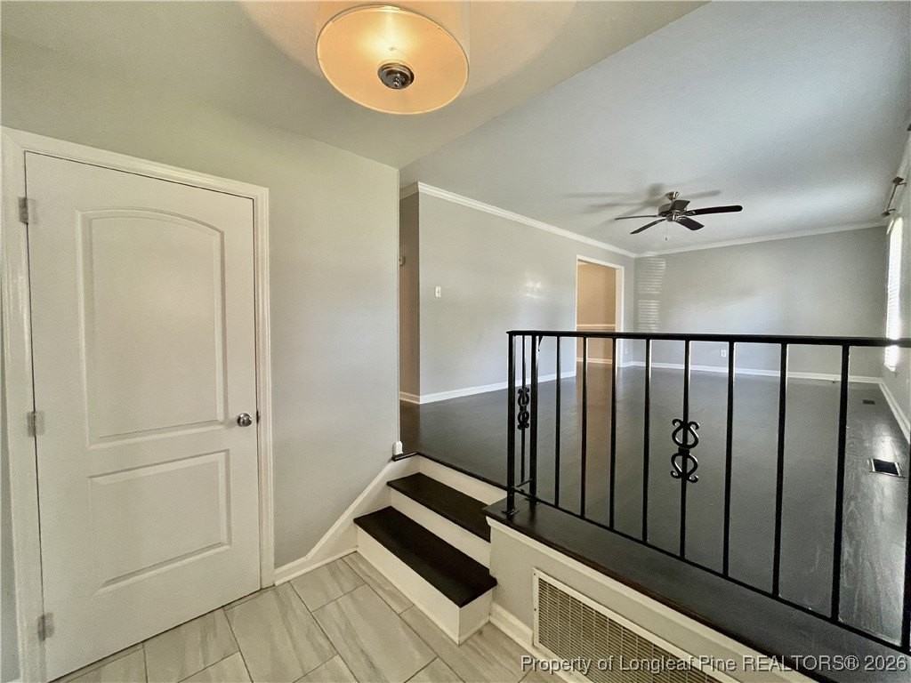 432 Northview Dr - Photo 3 of 33