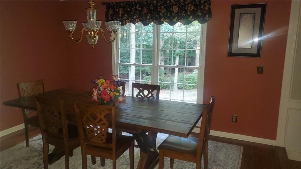 4396 Alpine Ct - Photo 5 of 27