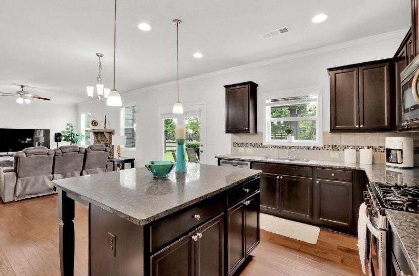 6651 Rivergreen Rd - Photo 4 of 26