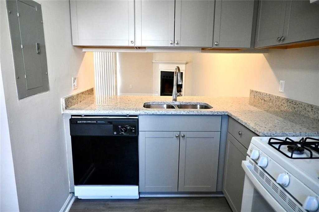 1851 Grant Ct Nw - Photo 6 of 19