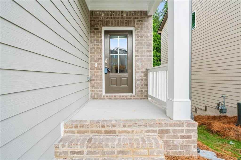 32 Station Overlook Way - Photo 2 of 38