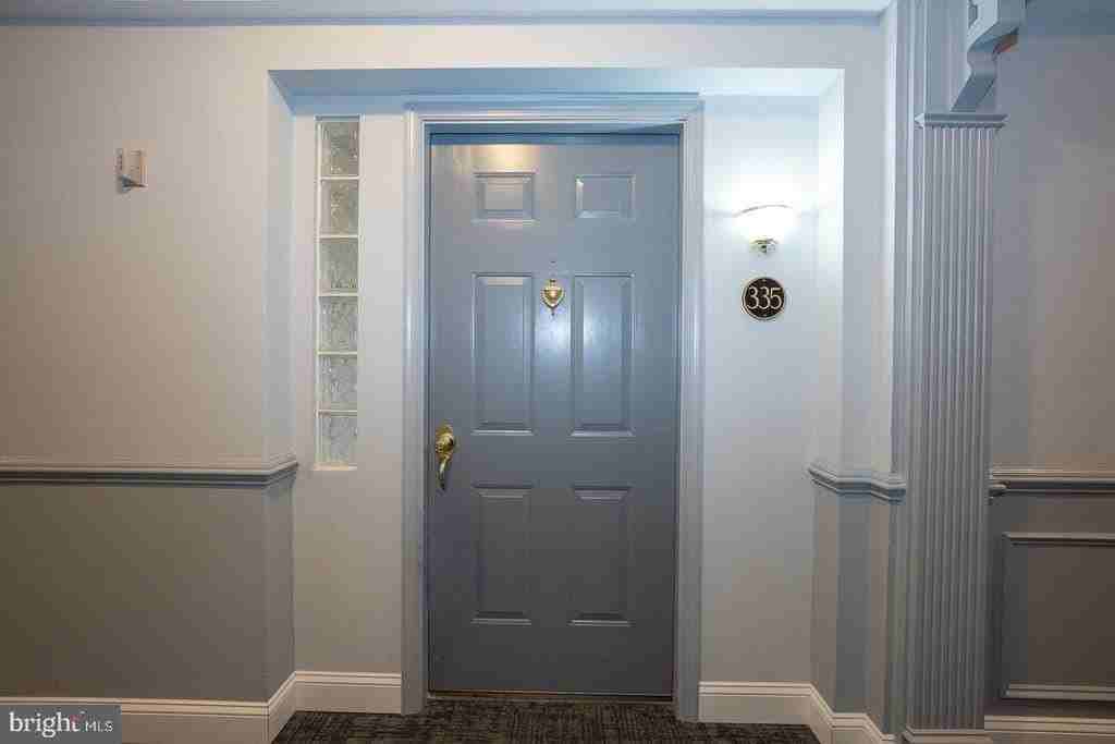 335 Paoli Pointe Dr #335 - Photo 3 of 43