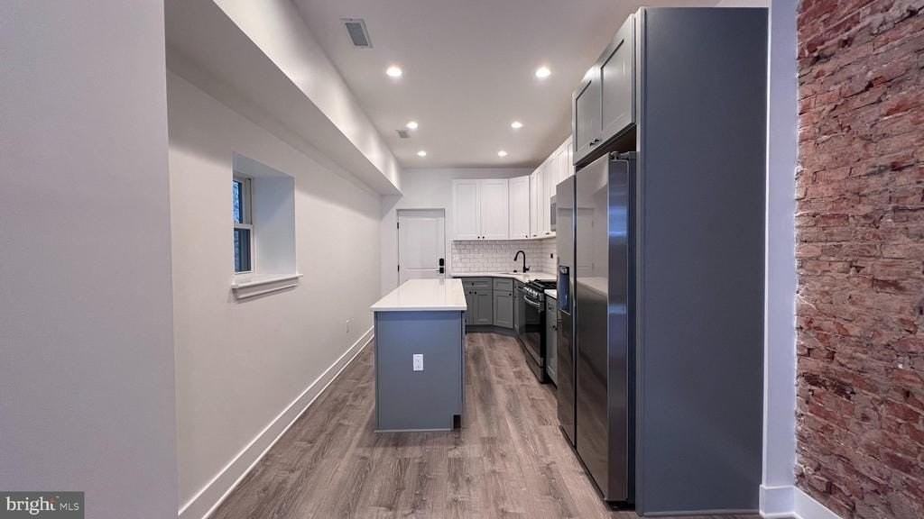 1424 S 22nd St - Photo 5 of 14