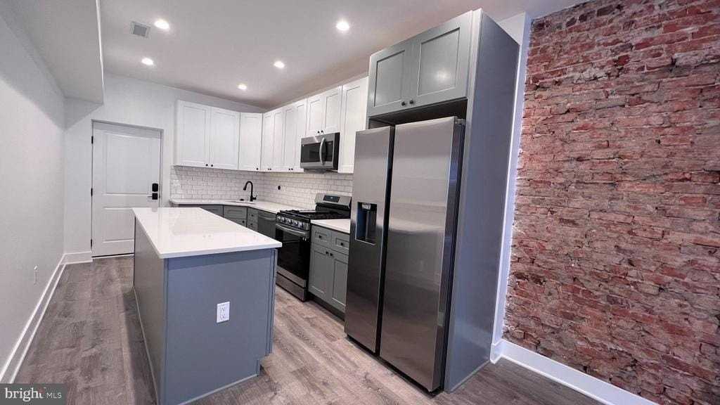 1424 S 22nd St - Photo 6 of 14