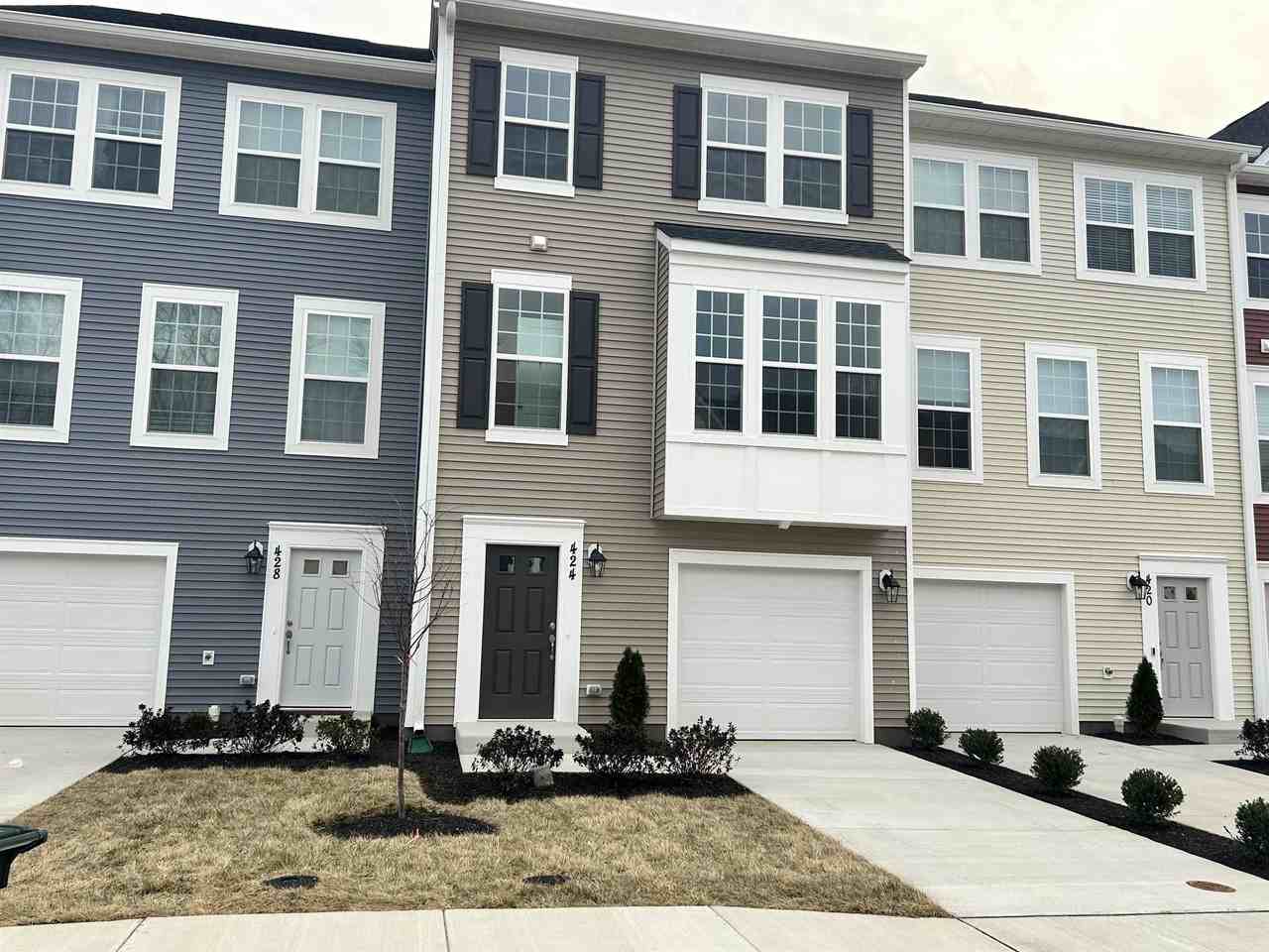 424 Willowshire Ct - Photo 2 of 10