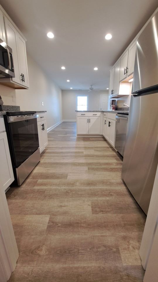 3205 Newport St #A - Photo 2 of 9