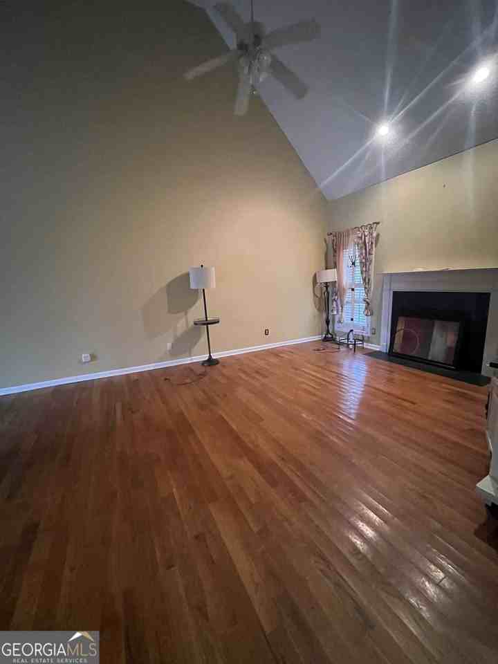 128 Ashton Dr - Photo 4 of 28